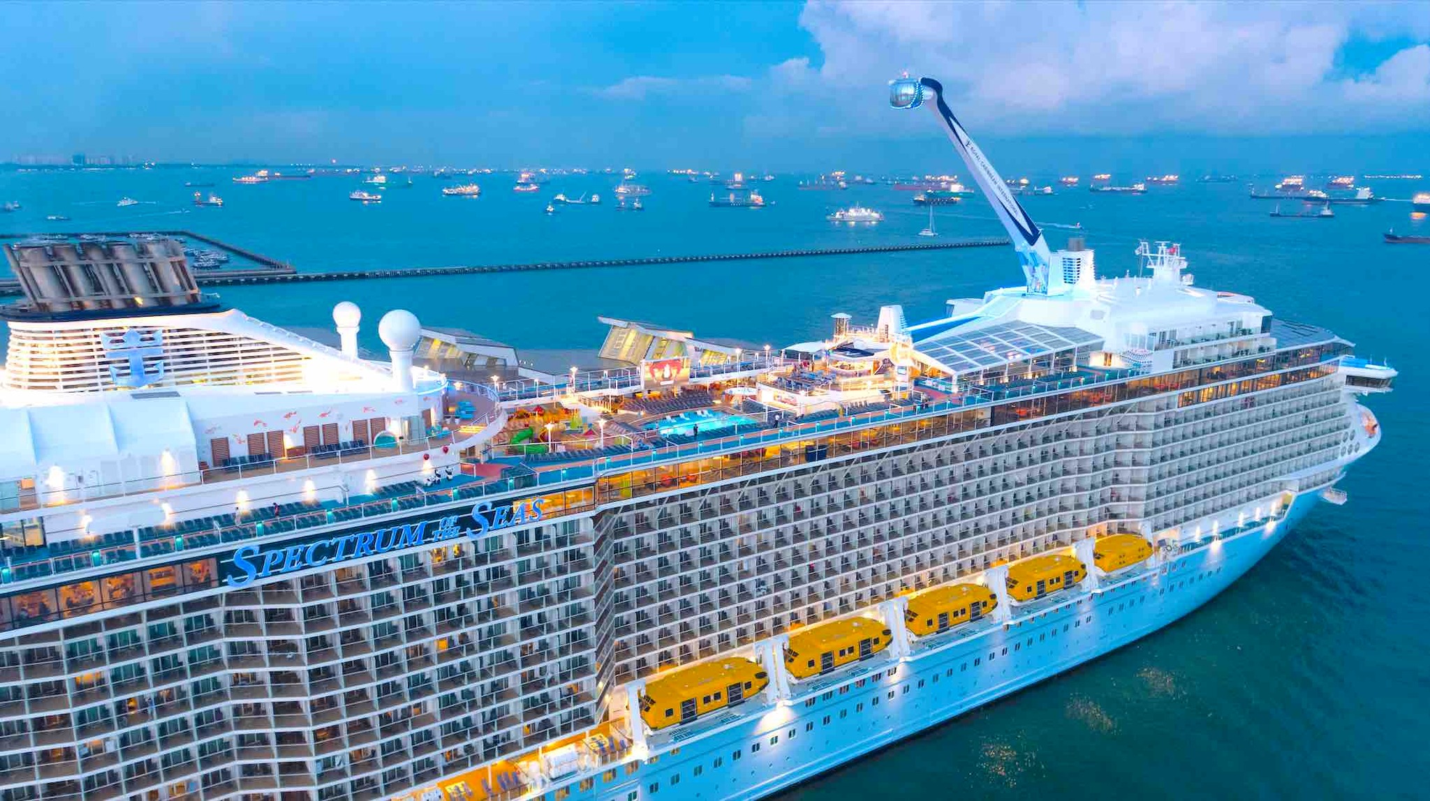 Tour Du Thuyền Cao Cấp 5 Sao Spectrum Of The Seas 6 ngày 5 đêm - Ảnh 4
